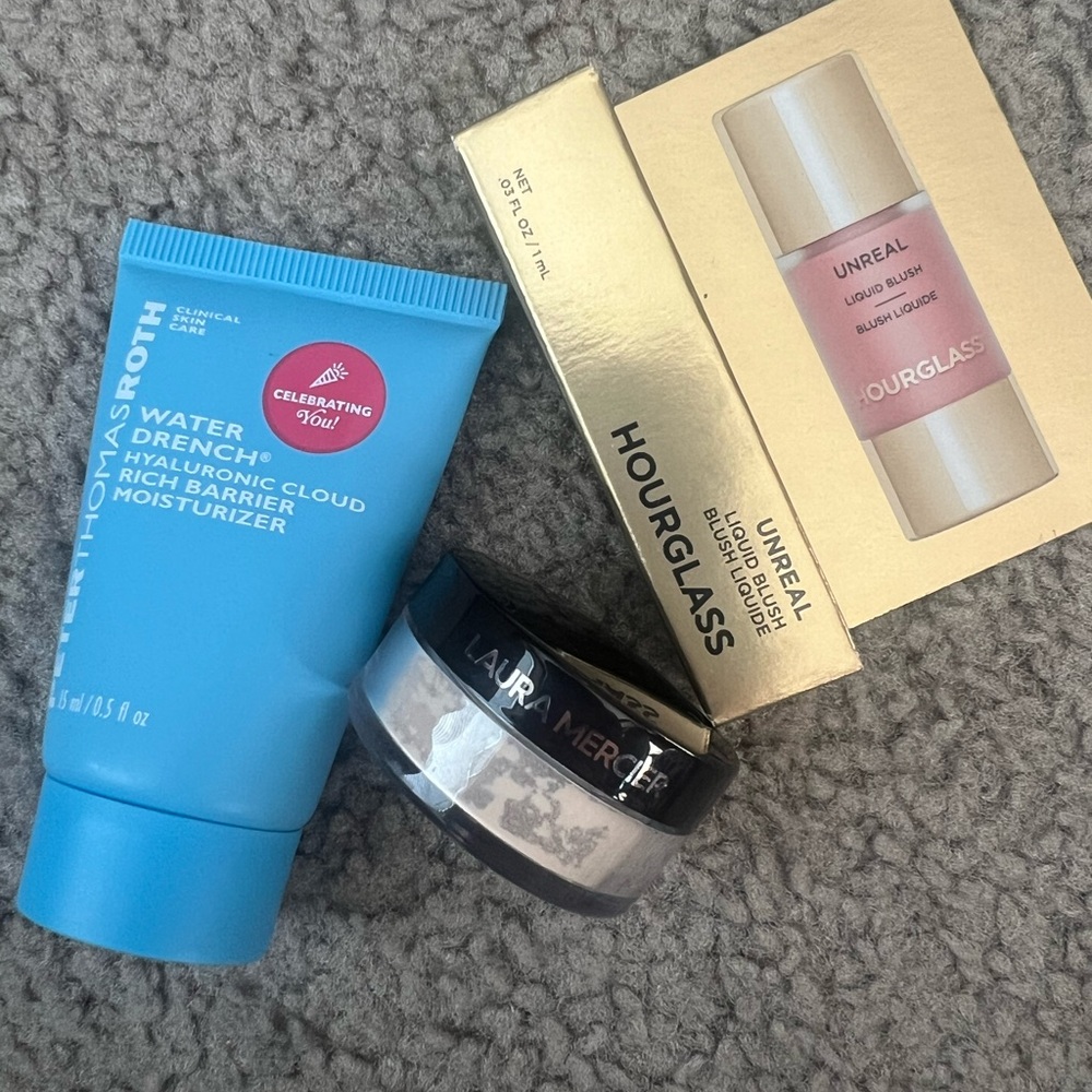 Hourglass & Laura Mercier & Peter Thomas Roth powder, water drench, blush BUNDLE